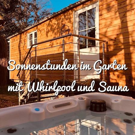 Zirkuswagen Mit Outdoor Whirlpool Und Garten Petershagen-Eggersdorf Exterior foto